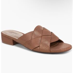 Naturalizer Morena Sandal